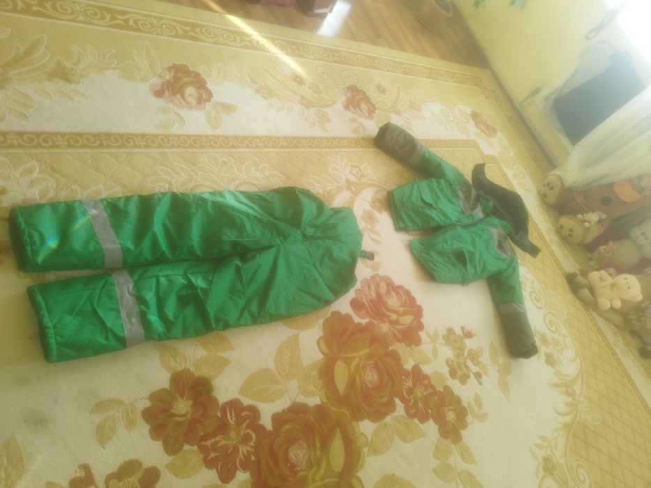 Спецовка зимны НОВЫЙ есть штаны