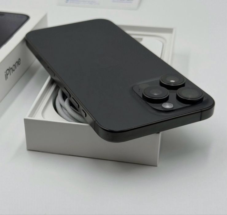 IPhone 15 pro max 256GB