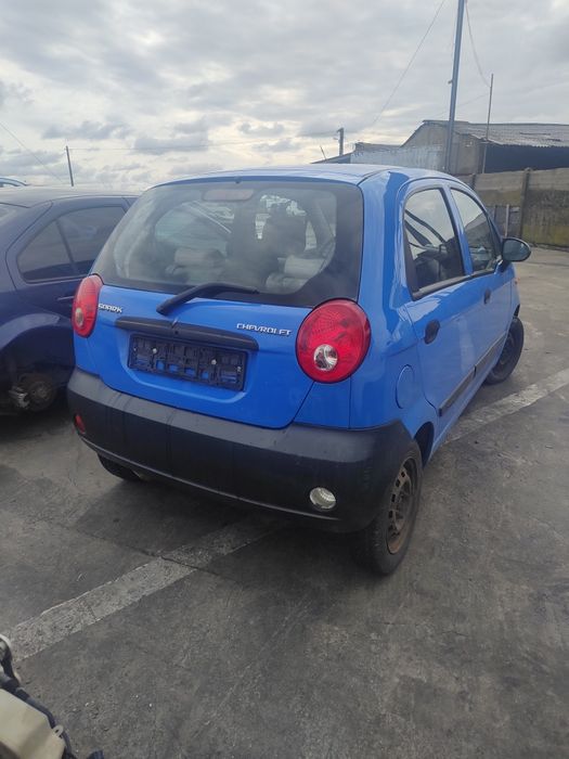 Dezmembrez Chevrolet Spark