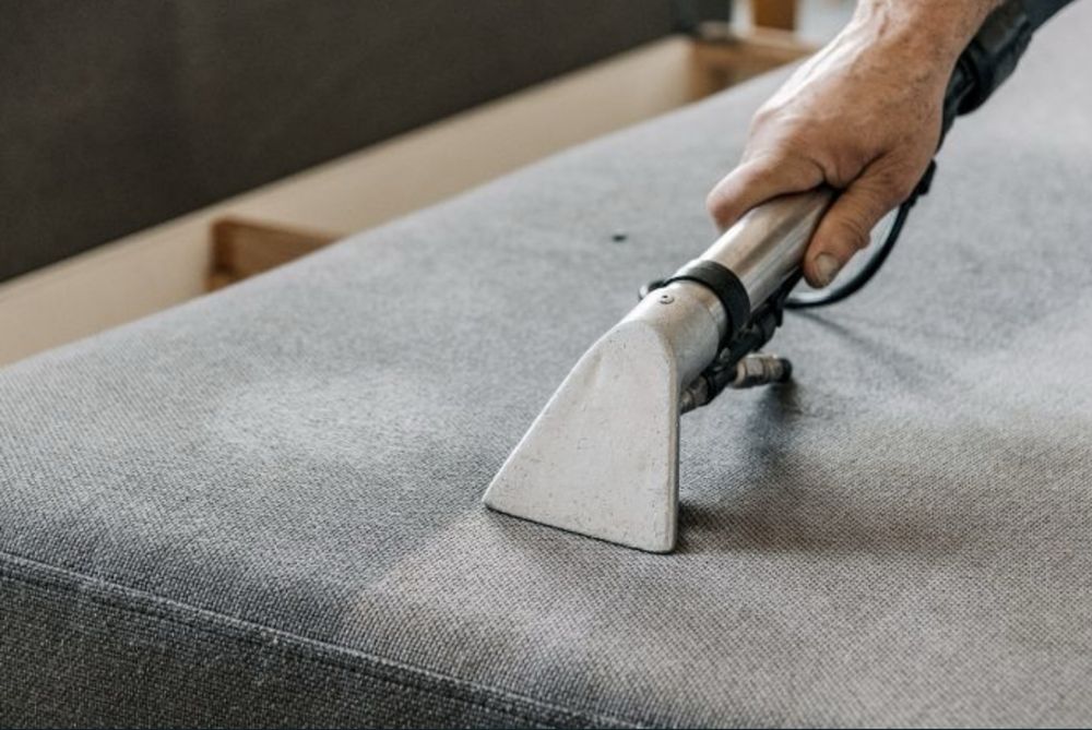 Ofer servici ,curatare profesionala . Ma deplasez la domiciliu