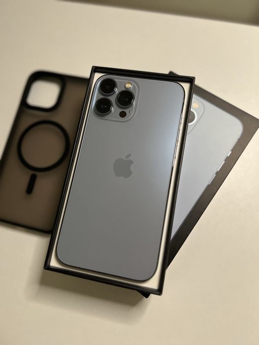 iPhone 13 Pro Max Sierra Blue ca nou 89% 128 GB la cutie + husa