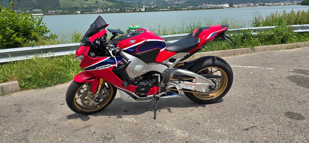 Honda CBR 1000RR SP1 SC 77