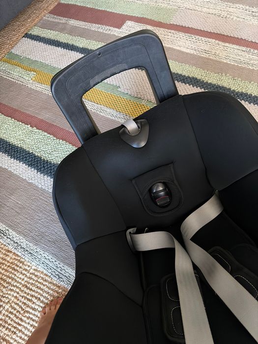 Scaun de masina Britax Römer Dualfix M I-SIZE