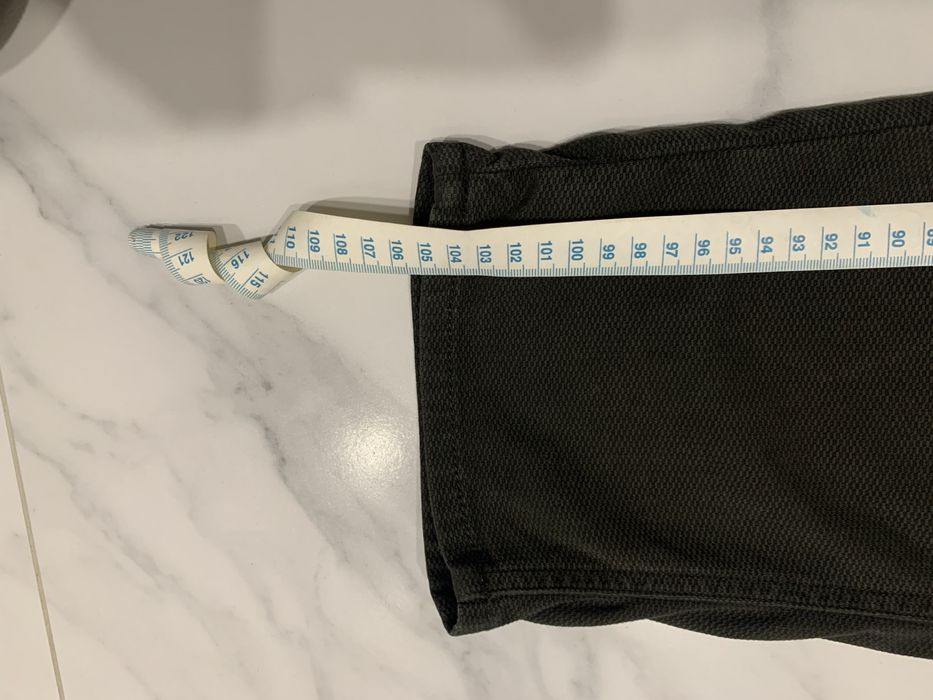 Оригинален мъжки панталон Massimo Dutti размерът е 32