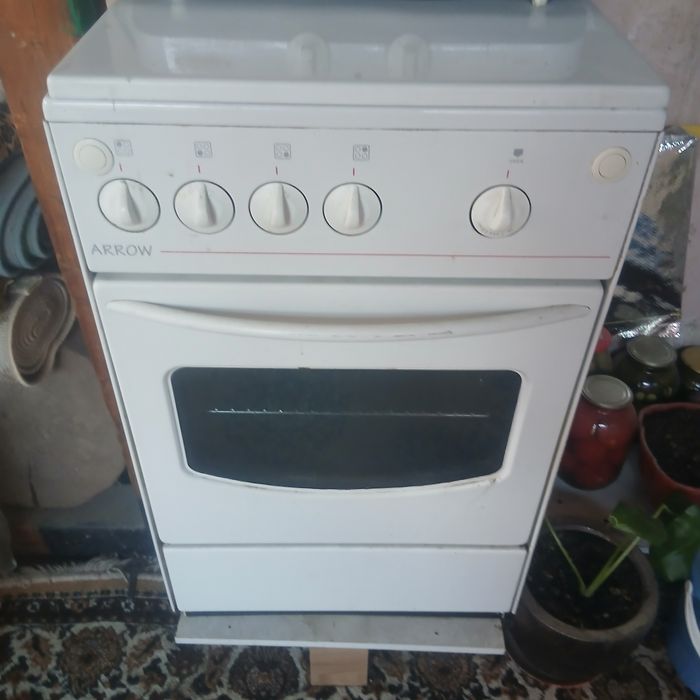 Продам газ плиту робочую