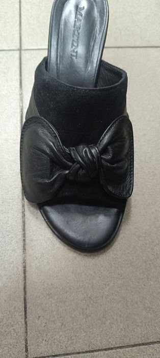 Martini 37 номер чехли от естествен велур и лак