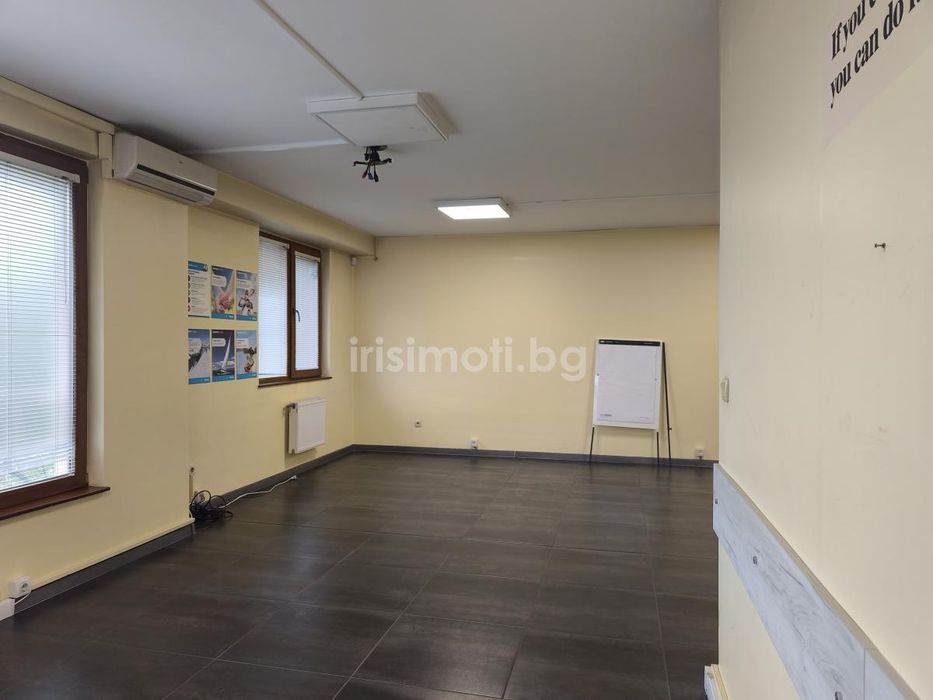 Дава се под наем Офис в София, Лагера - 152 кв.м за 1000 € - Снимка #2
