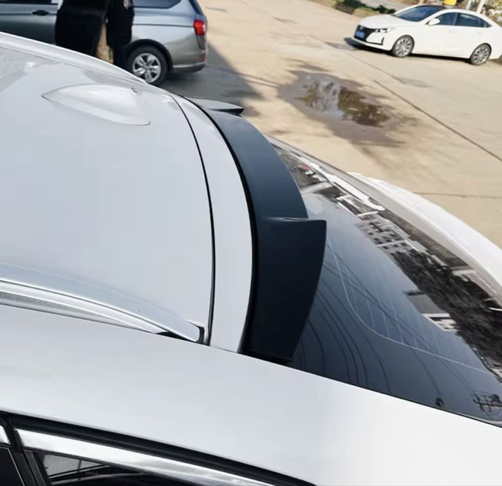 Eleron portbagaj luneta haion BMW F16 X6 X6M F86 M4 style