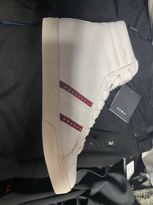 Унксекс  оригинални обувки Zara !!!