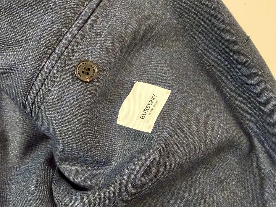 Костюм Burberry размер 52