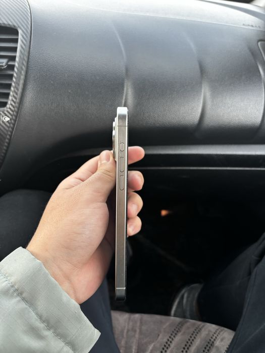 Продаю телефон б/у