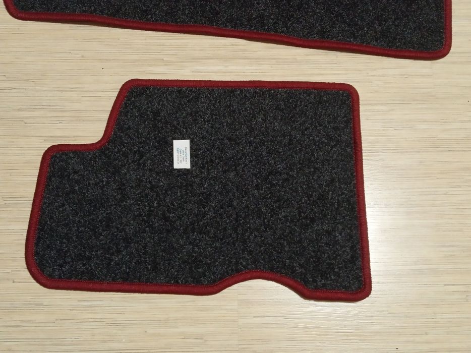 Стелки за Дачия Сандеро