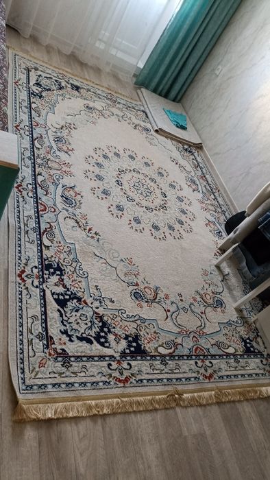 Срочно продам ковёр