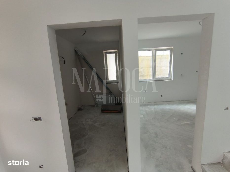 Casa 5 camere de vanzare in Dezmir