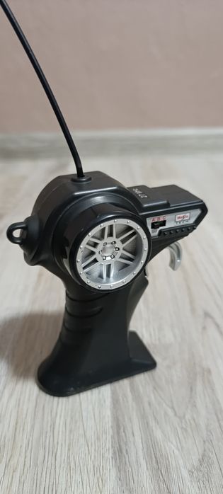 Кола с дистанционно Rock Crawler