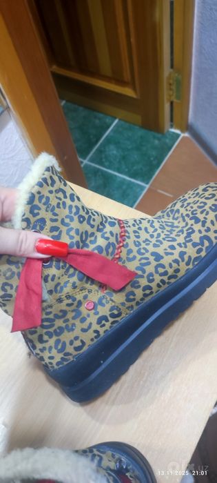 UGG оригинал 38р
