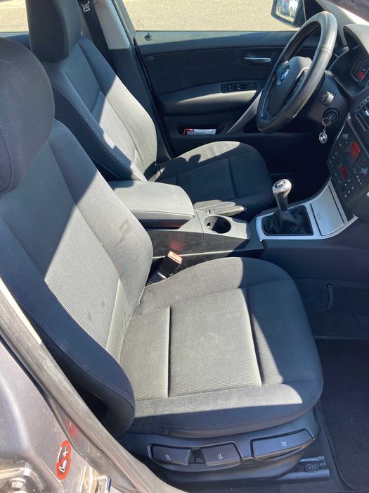 Vand BMW X3 2.0 150 cp an fabricatie 2007