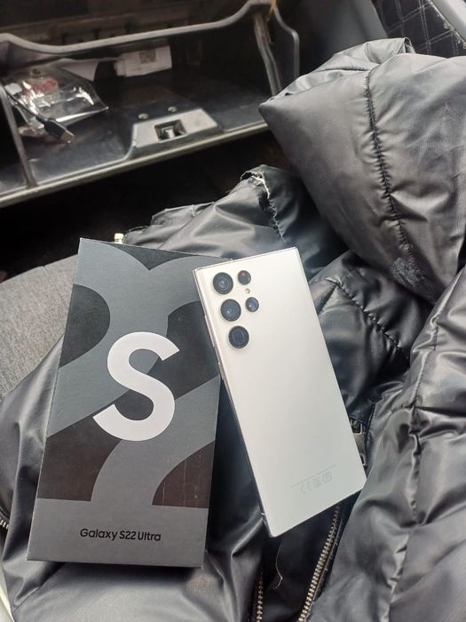 Продам Самсунг S22 Ultra