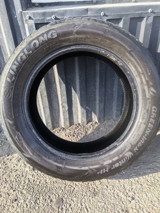 Продам шины 205/60/16