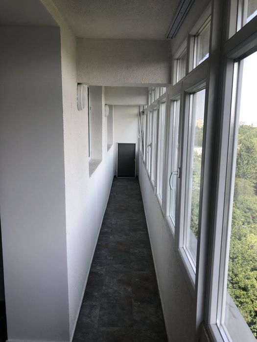 PROPRIETAR Vand ap 3 camere 70 mp et 9/10 Berceni(Uioara 3) 149900€
