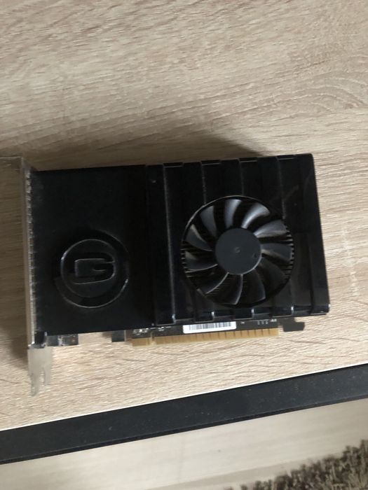 Placă video NVIDIA GeForce GT 640 1GB DDR3 128-bit Low Profile