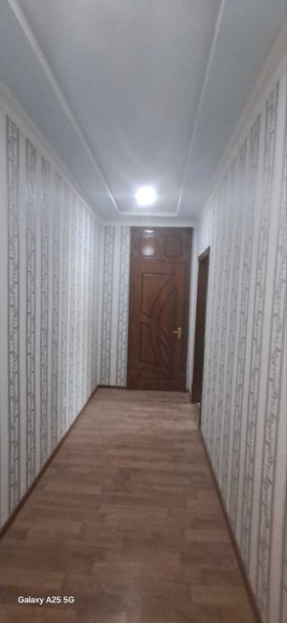 Navoiy shahridan 2 xonali yangi kvartira  tezda sotiladi