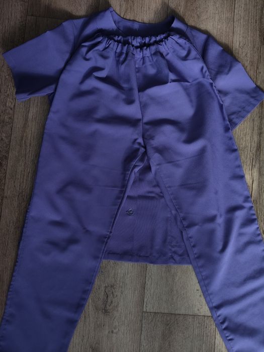 Продам хирургический костюм