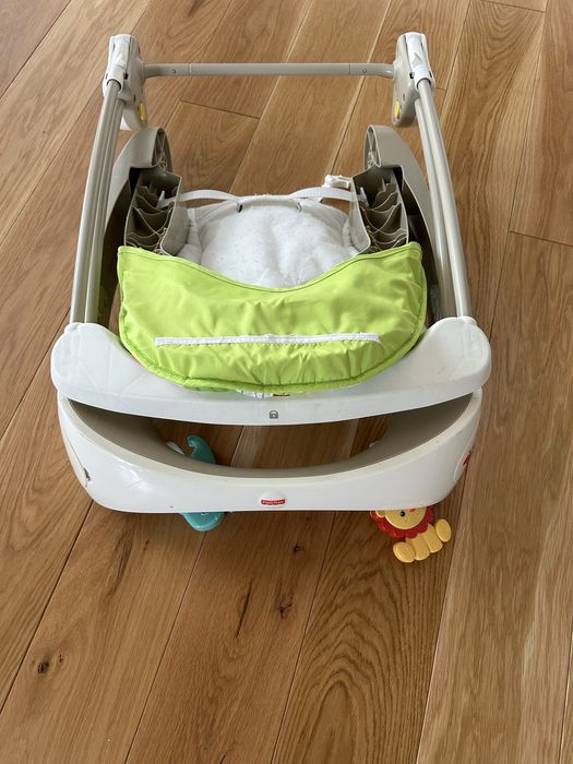 Бебешки шезлонг/люлка Fisher Price