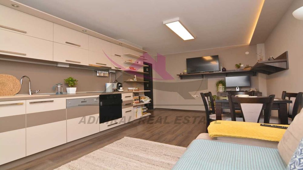 Дава се под наем Тристаен апартамент в Варна, Чайка - 70 кв.м за 797.64 € - Снимка #3