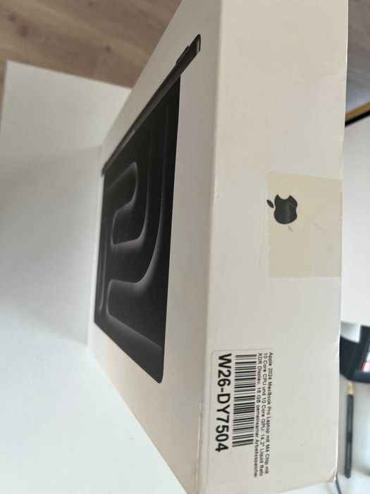 De vânzare Apple MacBook Pro 14" M4 (A3112) – Display defect