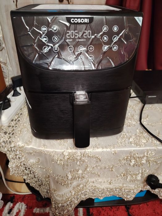 Friteuza cu aer cald