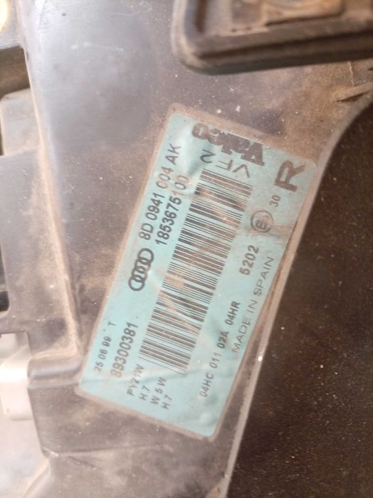 Ляв фар AUDI ауди А4 Б5 1999 седан Valeo