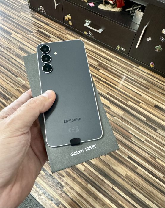 Samsung Galaxy S25FE negru, memorie 256Gb, desigilat, neactivat, NOU