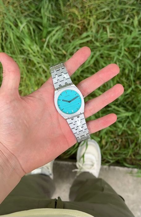Soat Gucci watch 25h nalichida dostavka bor.