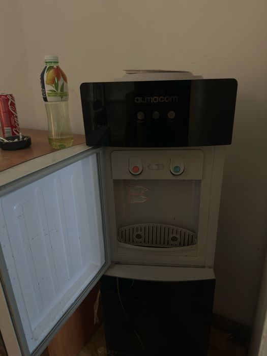 Продам диспенсер almacom