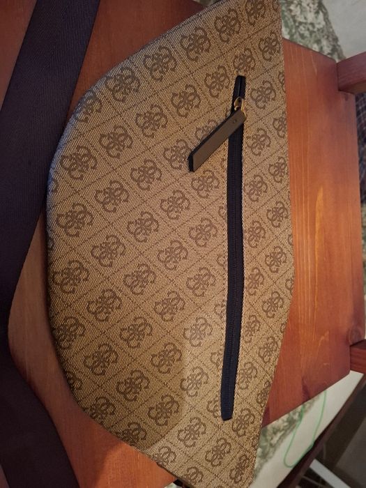 Мъжка чанта guess