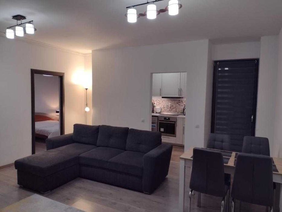 Inchiriez apartamente 2 camere in reg hotelier zona Iulius min 2 nopti