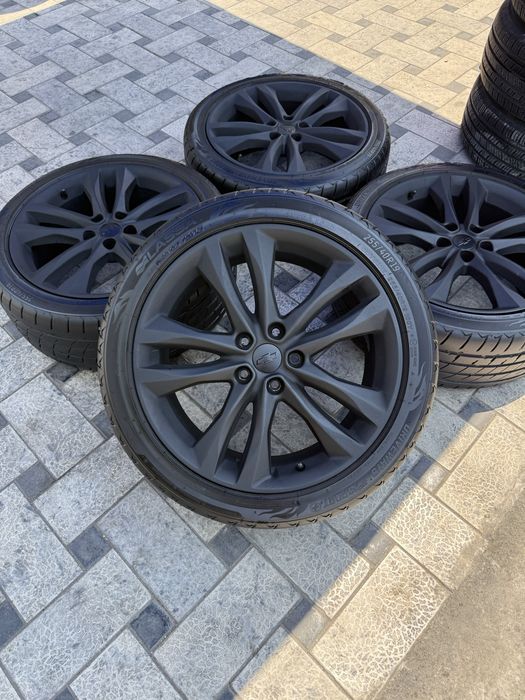 Malibu americanka black mat ideal xolatda lassa 255,40,19 baloni 5/114