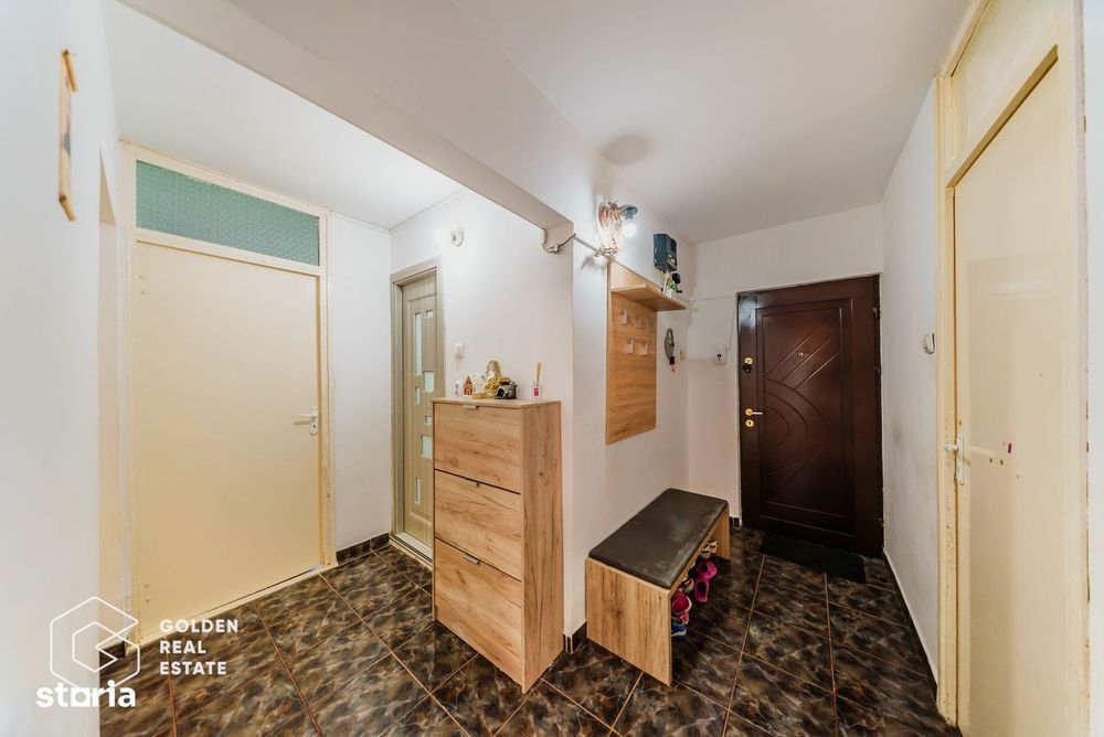 Apartament 3 camere, decomandat, Confectii, comision 0%