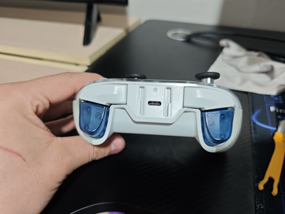 Геймпад Flydigi Apex 4