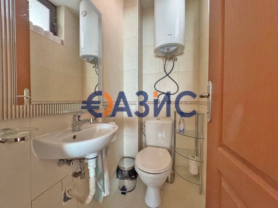 Продава се Тристаен апартамент в с. Кошарица, Област Бургас - 90 кв.м за 532 €/кв.м - Снимка #12