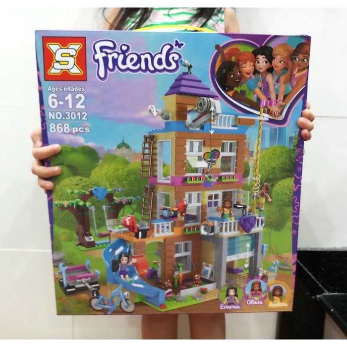 ГОЛЯМ Kоструктор Friends 868 части приятели konstfuktor