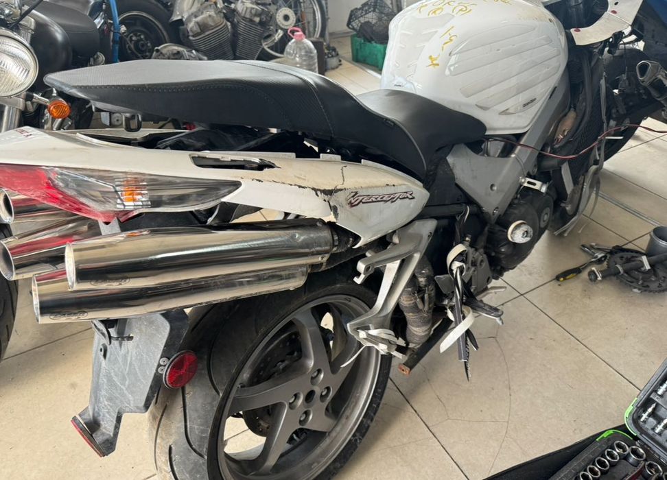 Honda VFR 800 Interceptor 2008 на ЧАСТИ