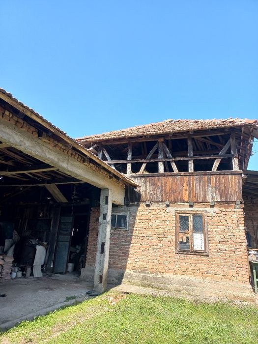 Къща с двор в с. ГРАДЕЦ,  ВИДИНСКО