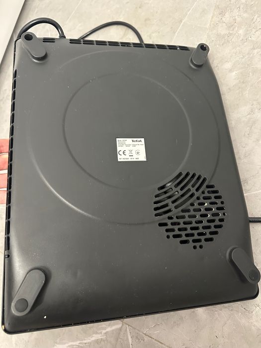 Plita cu inductie Tefal EveryDay Slim
IH210801, 6 funcții de gatit