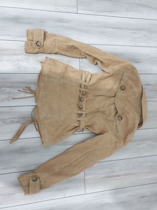 Jacheta guees 100% originala noua xs s 34 36 bej
