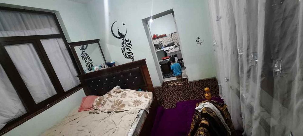 Yangi qurilgan uylardan