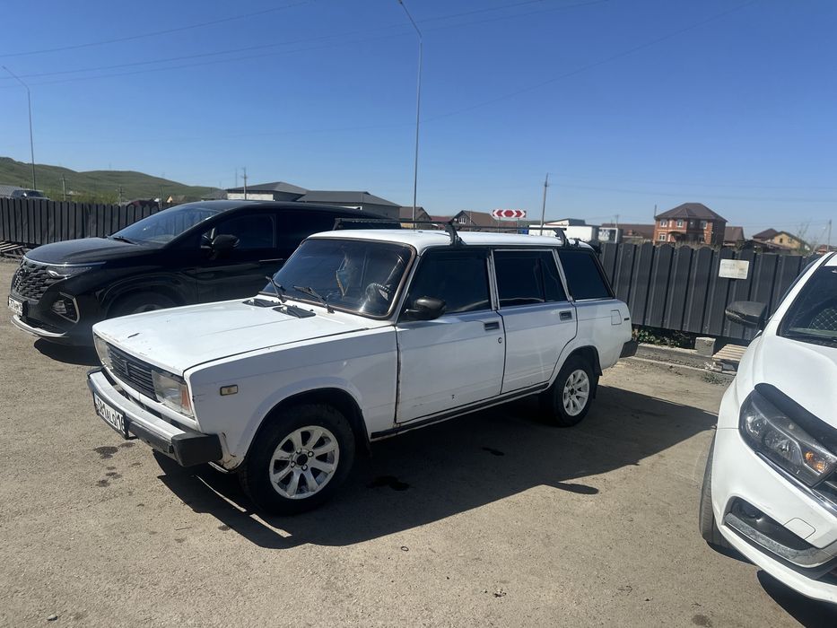 Продам машину ваз 2104