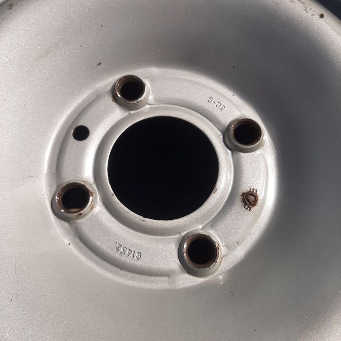 Продам диски от пежо 3шт R14