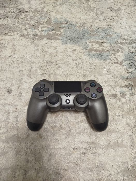 Джойстик от PlayStation 4